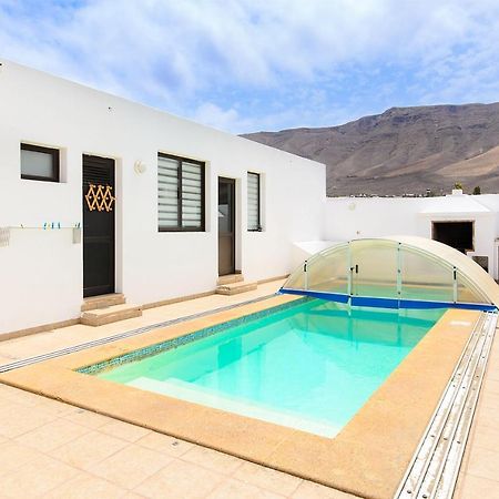 Famara Beach House 외부 사진