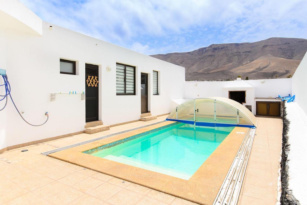 Famara Beach House 외부 사진